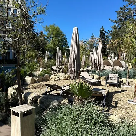 Tranquilo Escapes Napospart